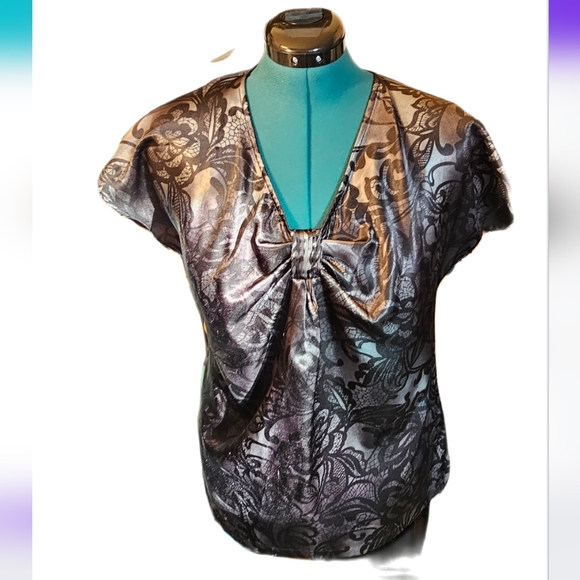 Apt. 9 Silky black top - Picture 3 of 8